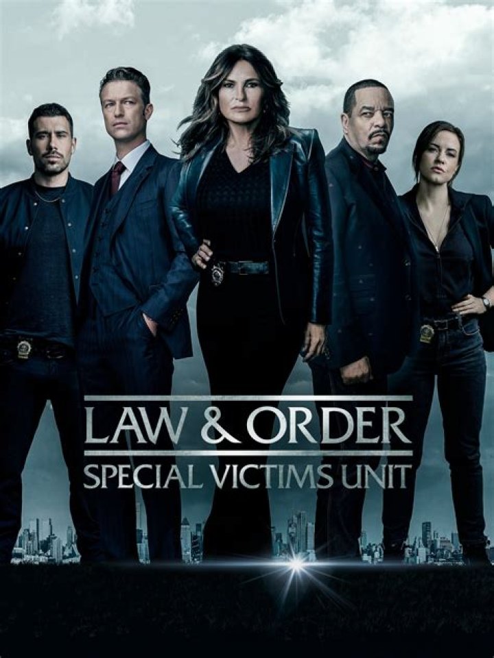 'Law & Order: SVU' Cast Shares Funny On-Set Secrets For The Show's 20th Anniversary (EXCLUSIVE)