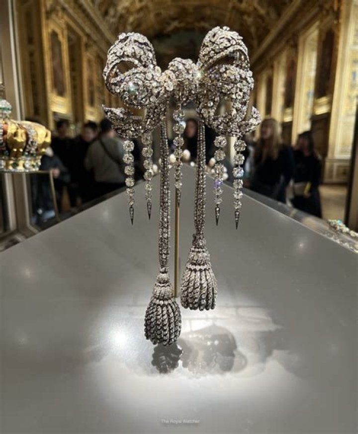 9 Celebrity Promposals That Will Have You Longing to Tack on a Corsage