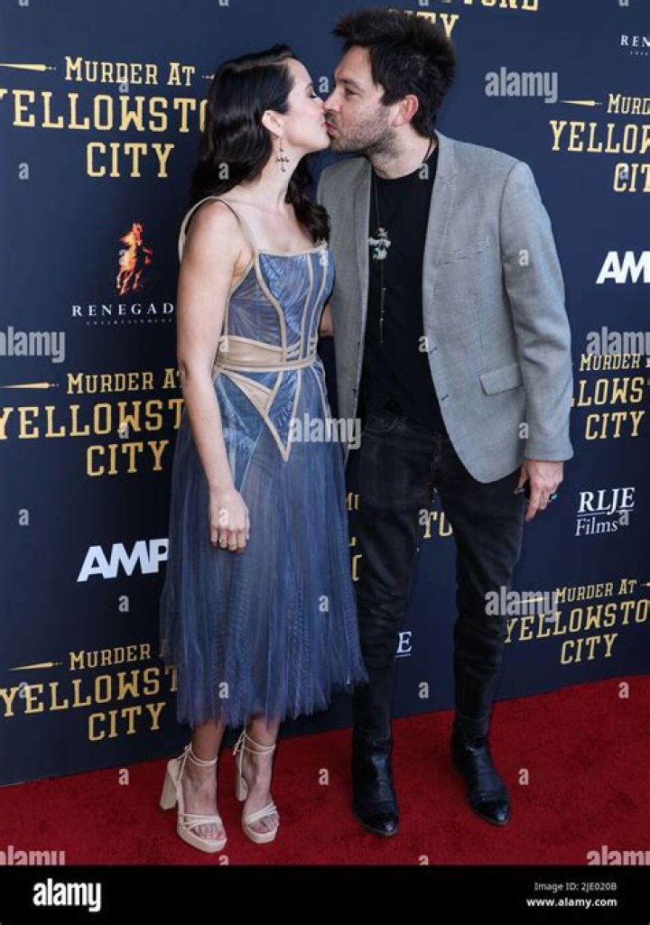 Actress Anna Popplewell Is Married? Who Is her Husband?