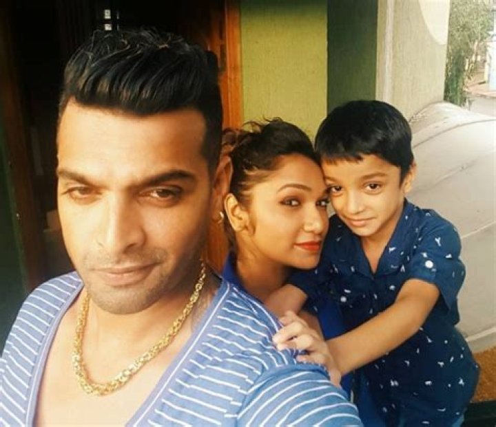 Akshatha Gowda Height, Age, Husband, Family, Biography & More » StarsUnfolded