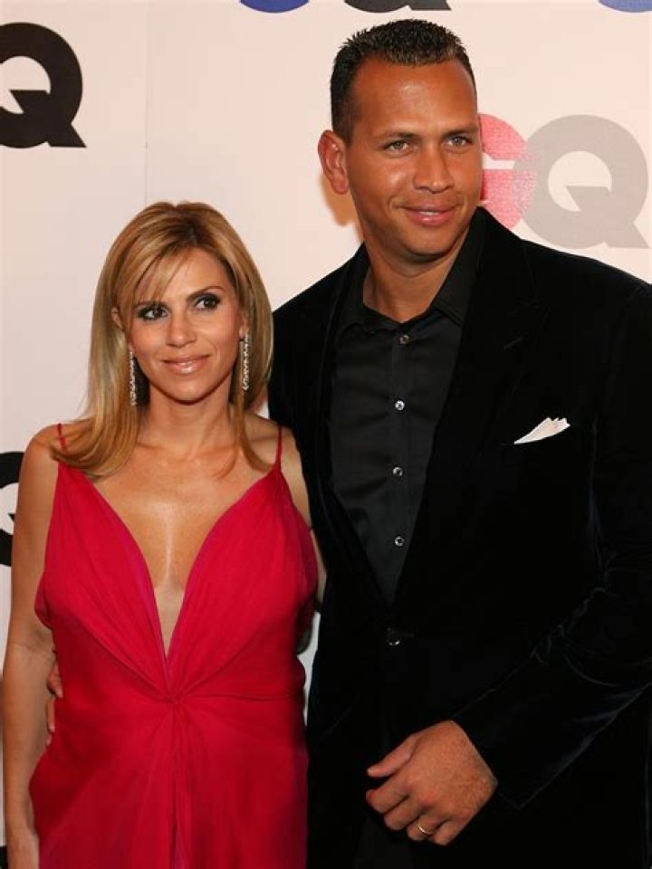Alex Rodriguez's ex-wife - Is Cynthia Scurtis married now? Bio