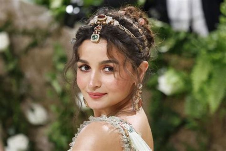 Alia Bhatt Debuts In Hollywood As A Villain