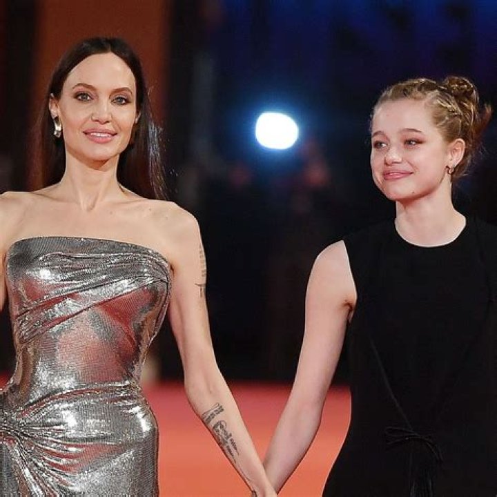 Angelina Jolie's Daughter Shiloh Looks All Grown Up: Photos