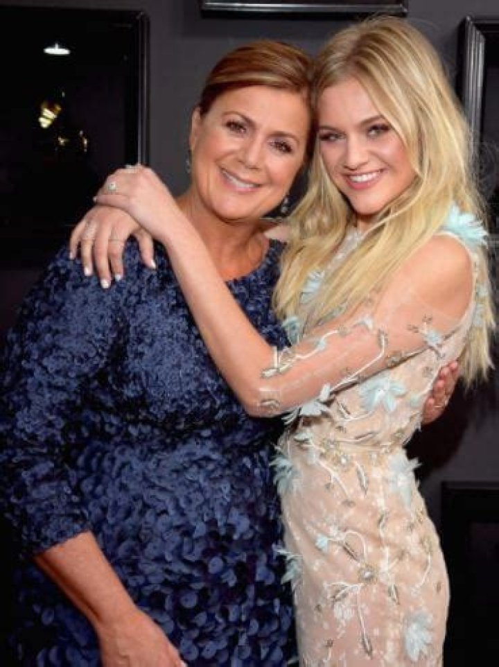 Carla Ballerini- Meet Mother Of Kelsea Ballerini