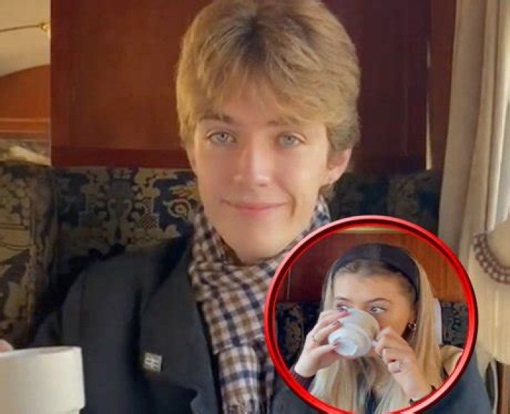 Does Francis Bourgeois Have A Girlfriend?