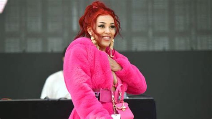 Doja Cat responds to "stripping for white supremacists" amid racist allegations