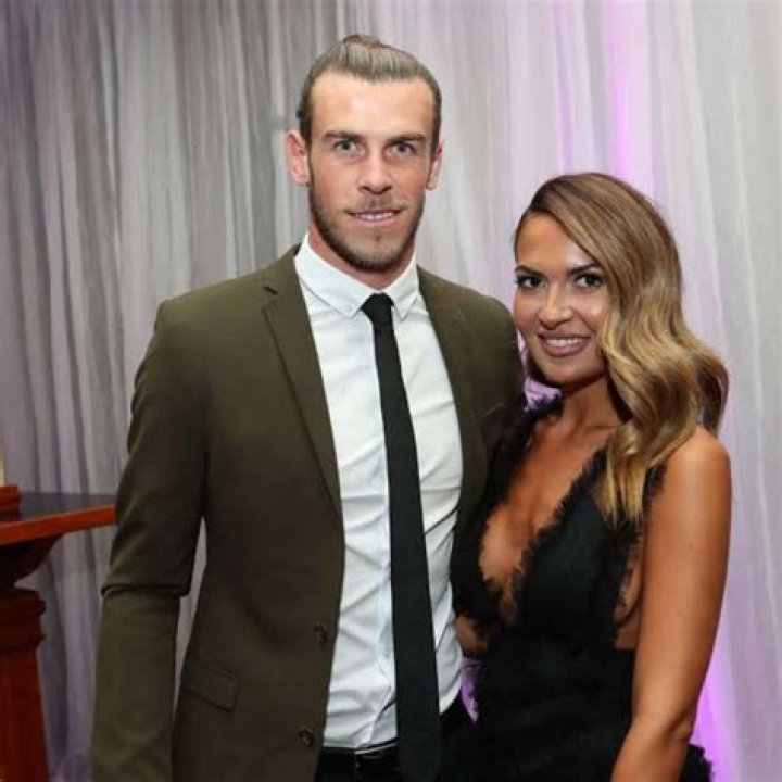 Emma Rhys Jones Bio Instagram Gareth Bale Wife