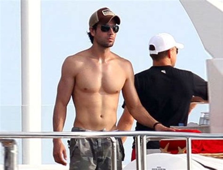 Enrique Iglesias Height, Weight, Age, Affairs, Biography & More » StarsUnfolded