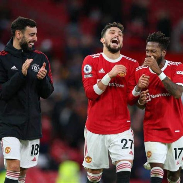 “F***” – Bruno Fernandes CLASHES With Alex Telles And Fred (VIDEO)