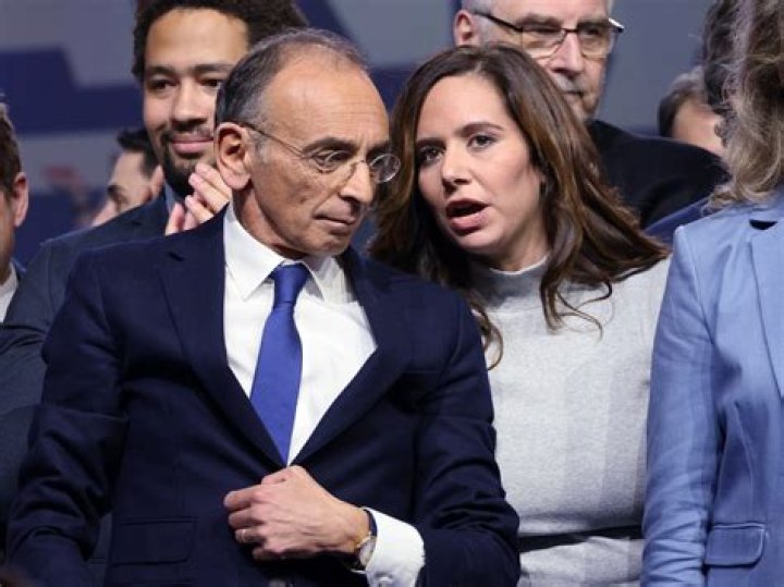 Frédéric Mitterrand wikipédia, biographie, épouse, origine, femme, nouveau compagnon, taille, enfant et plus