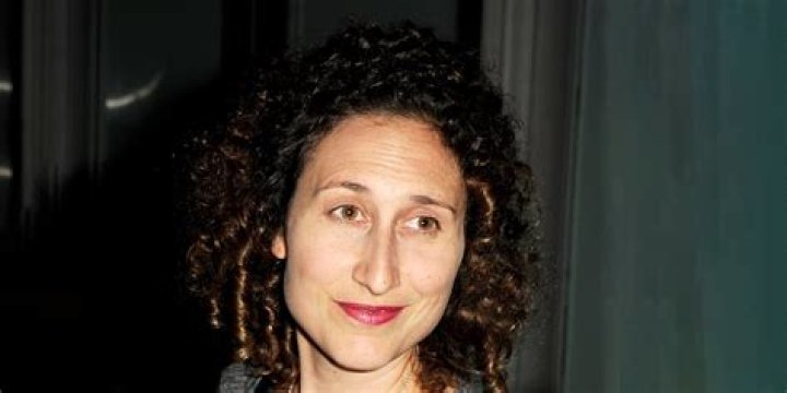 Grace Fan DeVito - Who is Danny DeVito’s daughter? Wiki