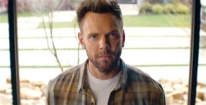 Happily | Rotten Tomatoes