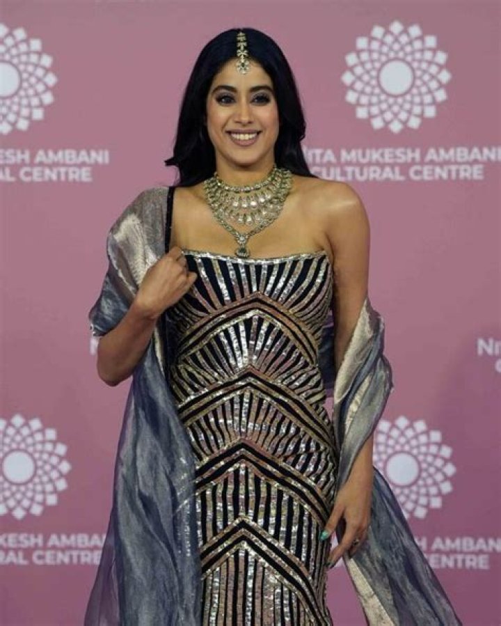 Hollywood Stars' Vibrance At Nita Ambani's Event