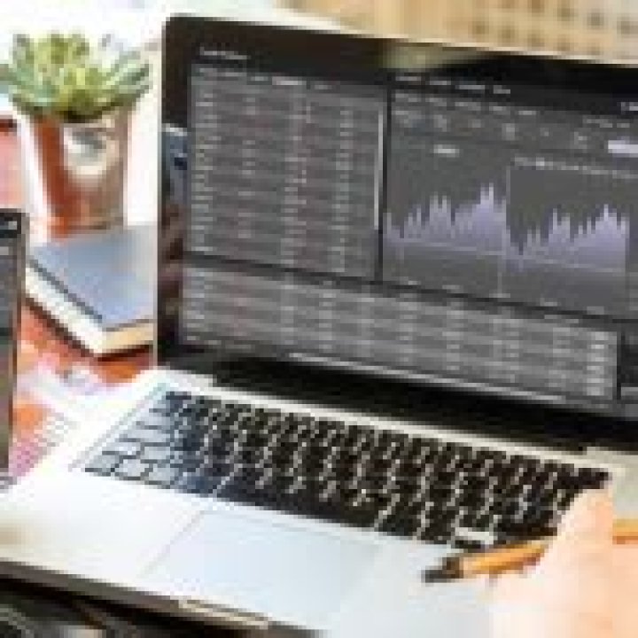 Is DK Metcalf Related to Terry Metcalf? The Truth Behind the NFL Family Tree