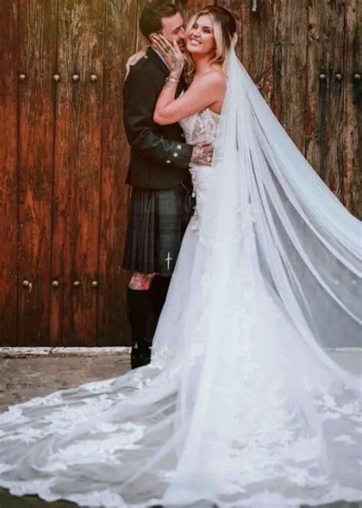 Jamie Genevieve Age, Husband, Wedding, Weight Loss & More