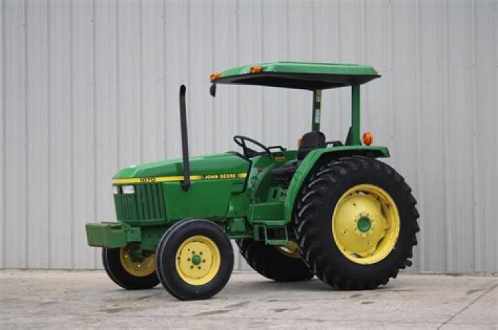 John Deere 1070 HP, Price, Specs, Weight, Oil Capacity, Review 2022