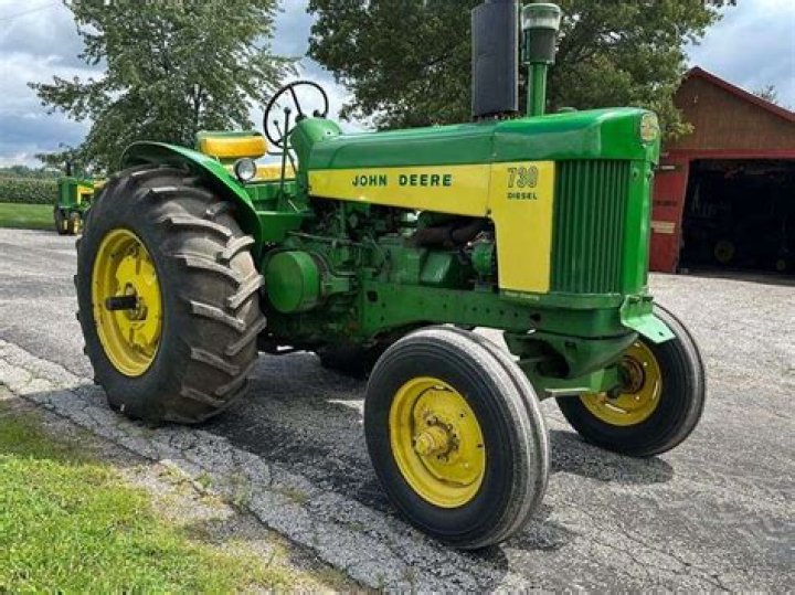 John Deere 730 Price, Specs, Review, History 2022