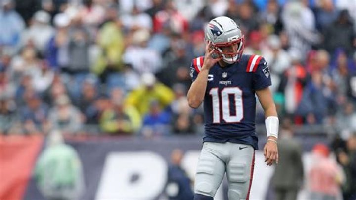 Julia Fox reveals why Drake was her best celebrity date