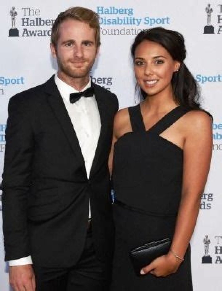 Kane Williamson Height, Age, Girlfriend, Wife, Children, Family, Biography & More » StarsUnfolded