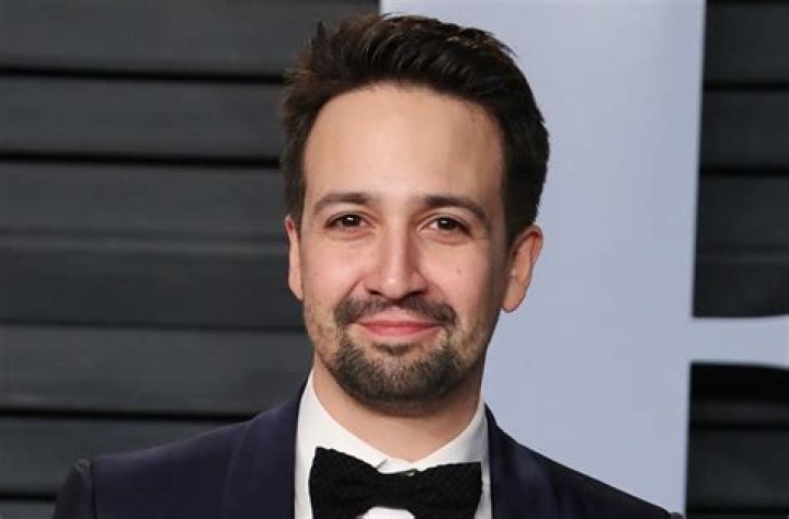 Lin-Manuel Miranda Biography, Age, Wiki, Height, Weight, Girlfriend, Family & More