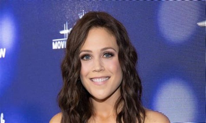Naked Truth Of Erin Krakow