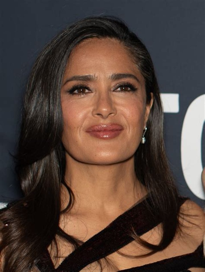 Salma Hayek Wiki, Height, Weight, Age, Boyfriend, Family, Biography & More