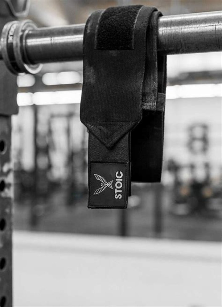 Stoic Wrist Wraps| Garage Gym Reviews