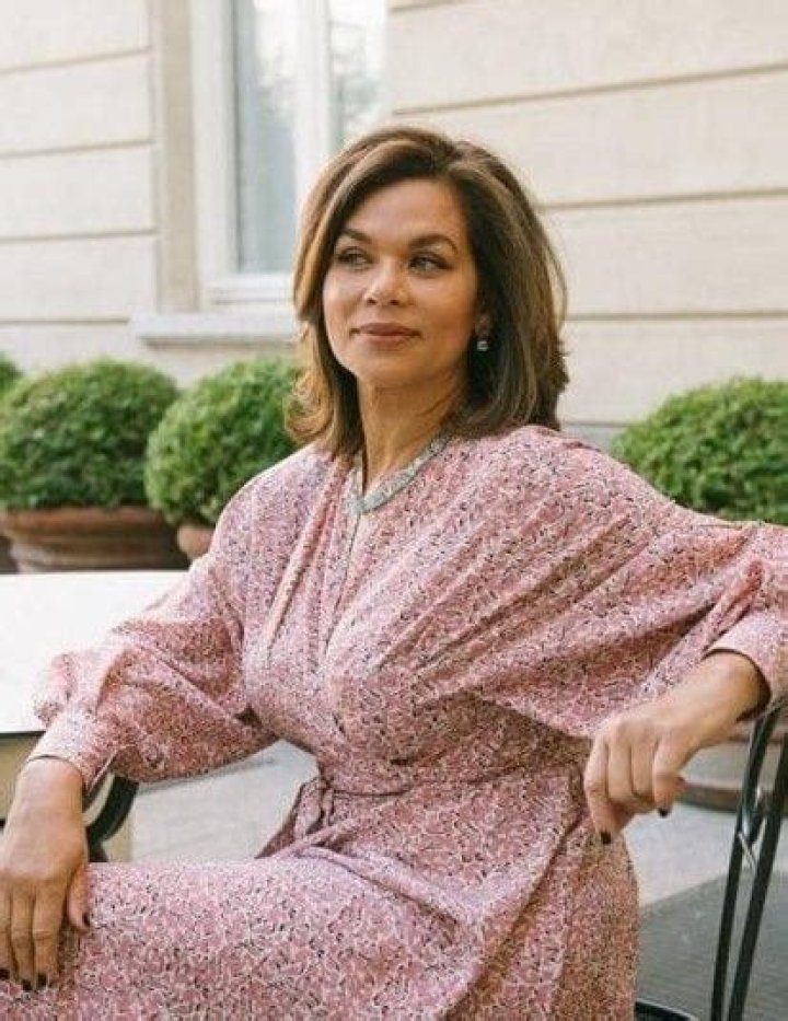 Suzanne McFayden Biography, Age, Wiki, Net Worth, Height, Weight, Boyfriend, Family & More