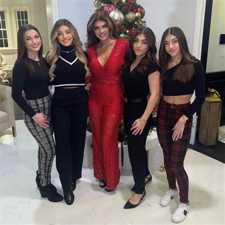 Teresa and Joe Giudice’s 4 Daughters Over the Years: Photos