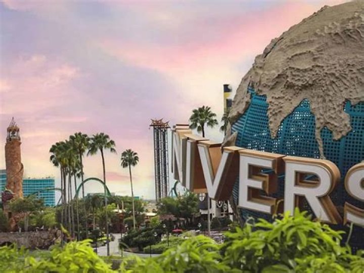 Universal Studios New Theme Park In Texas!