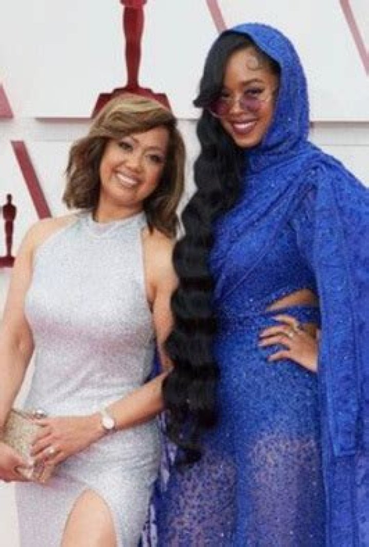 Who is Agnes Wilson? Mother of H.E.R.