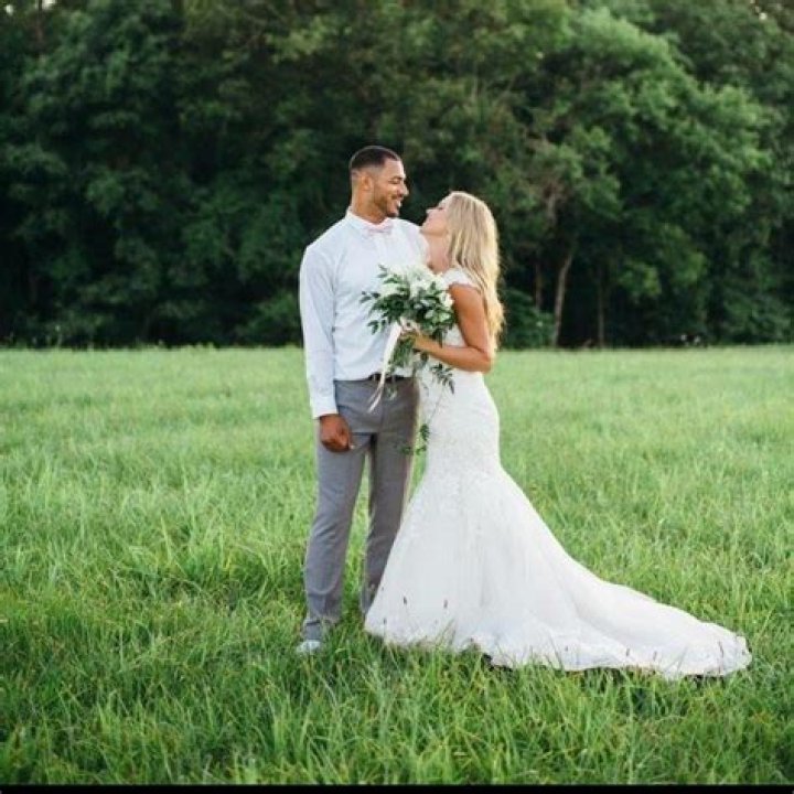 Who is Brandie Thomas, Wife of Logan Thomas? His Parents, Family, Salary, Jersey