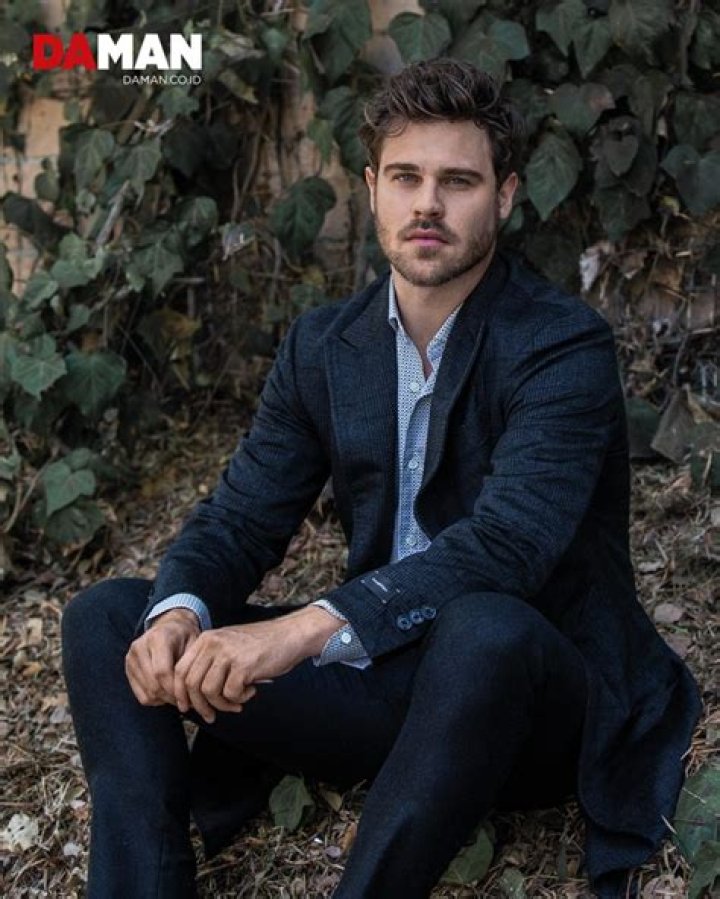 Who is Grey Damon (Station 19)? Body, Wife, Net Worth