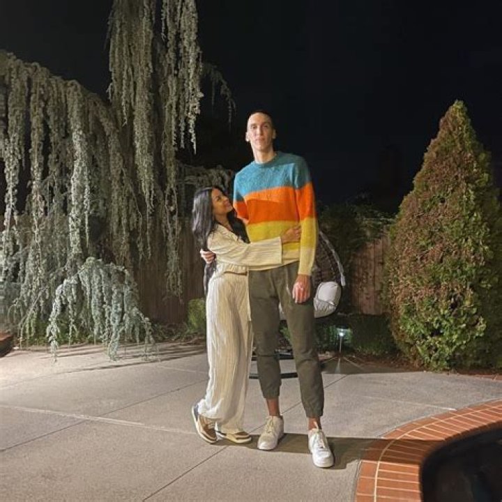 Who is Loanna Laou, Girlfriend Aleksej Pokusevski? His parents, family, net worth, jersey