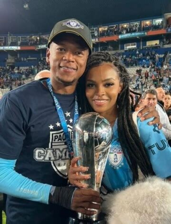 Who Is Romario Ibarra Girlfriend? What Is His Net Worth?