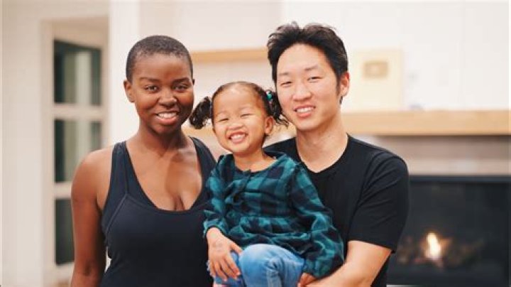 YouTuber Mazelee: Alena Maze’s Family, Kids, Husband, Wiki